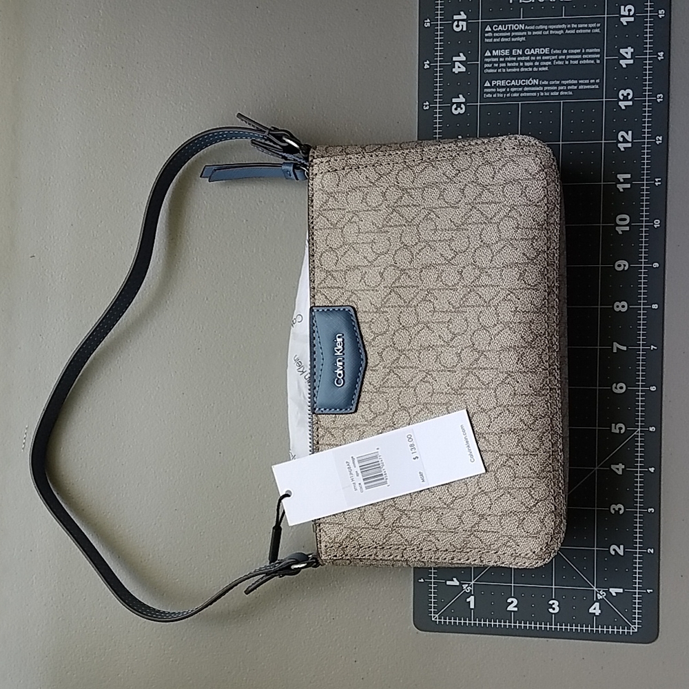 Calvin Klein Purse NEW!